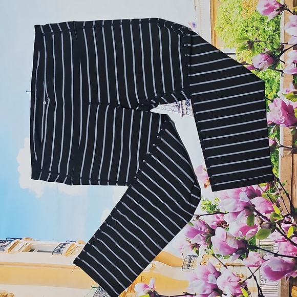 Athleta Striped Black and Gray Capri Leggings Small - Picture 1 of 5